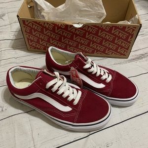 Burgundy lace up vans